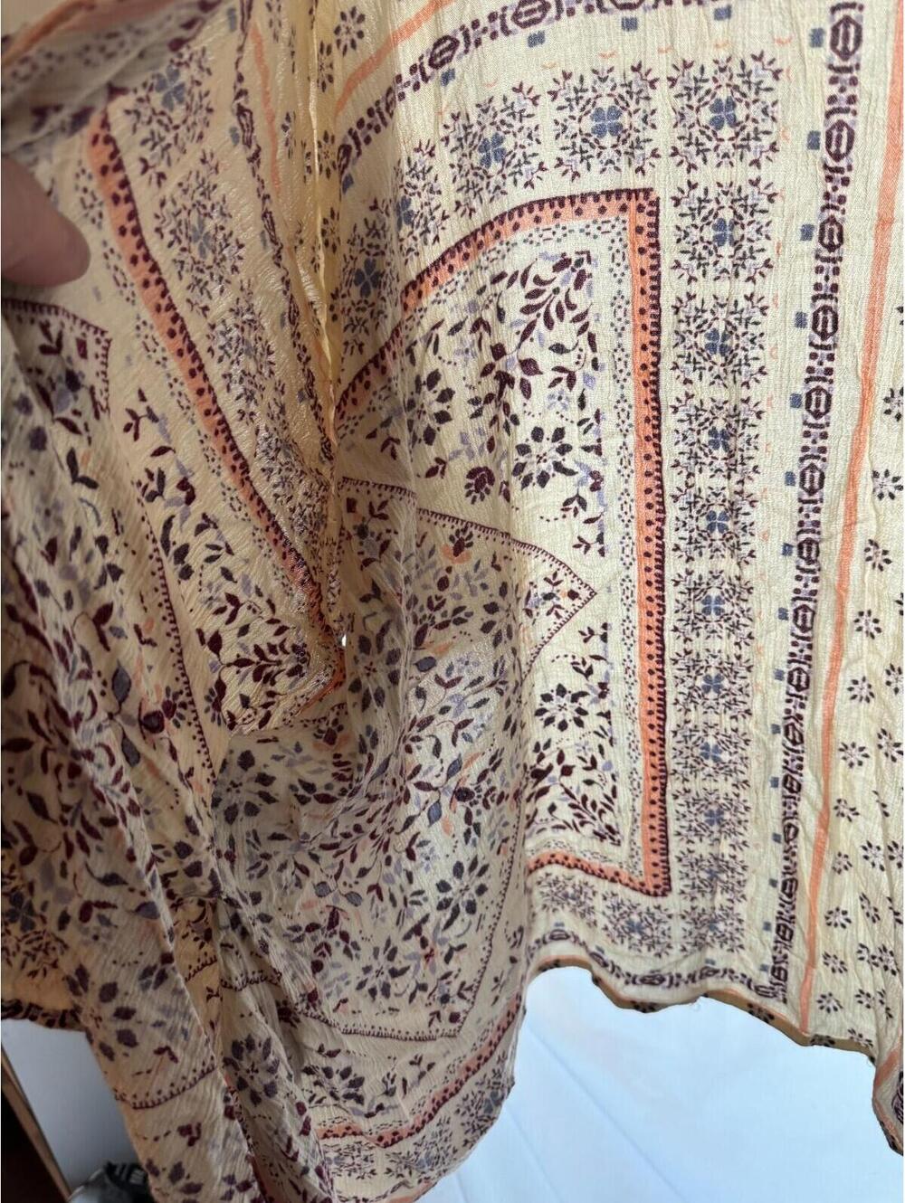 Rue 21 L / XL Shawl BoHo (Tan / Maroon / Orange) - Picture 2 of 4